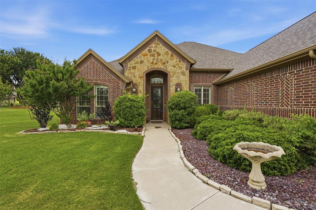Mustang Pointe - Residential