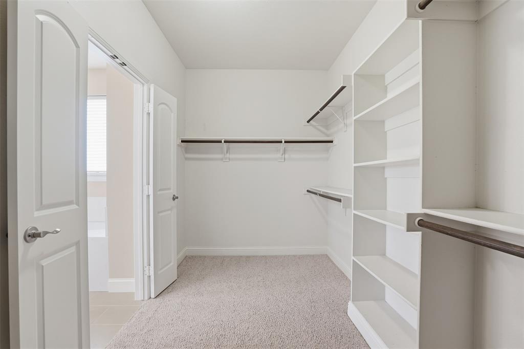 Mustang Pointe - Residential