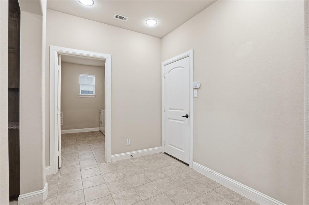 Mustang Pointe - Residential
