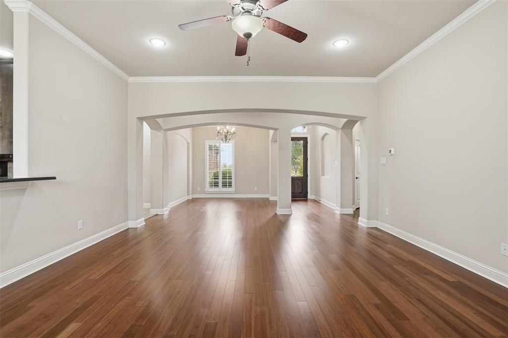 Mustang Pointe - Residential
