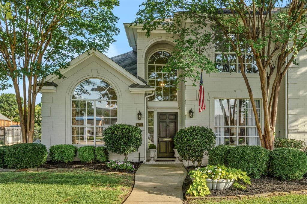 824 Forest Lakes Drive
