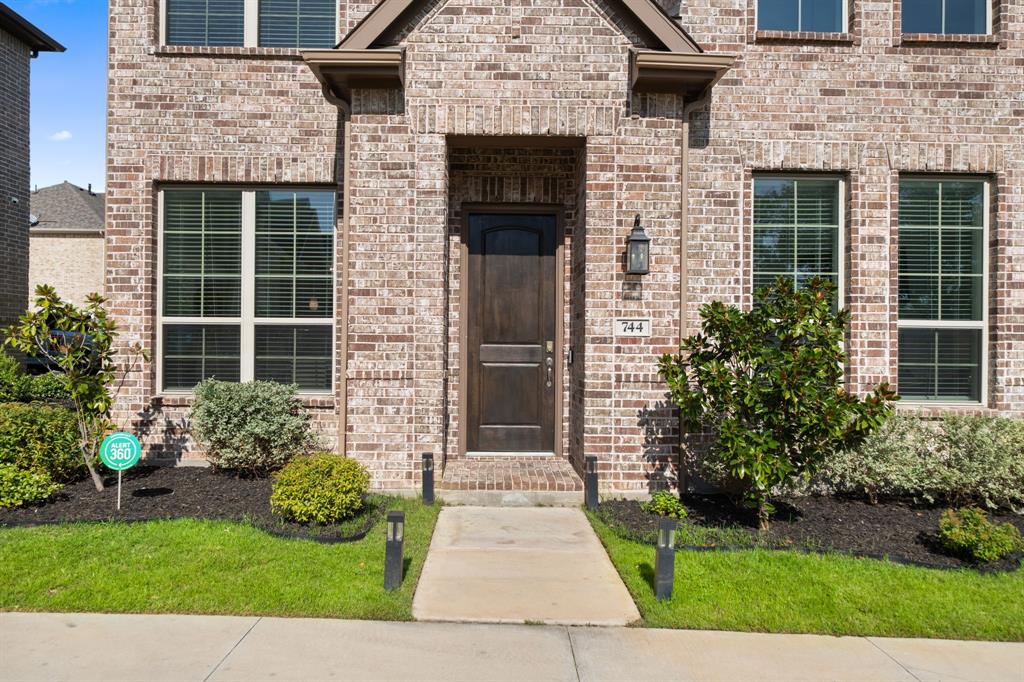 744 Patriot Lane