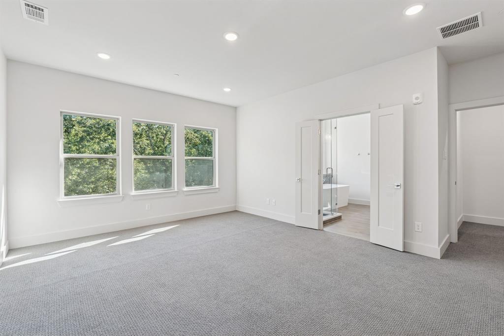 Lewisville Water's Edge II Condominium - Residential