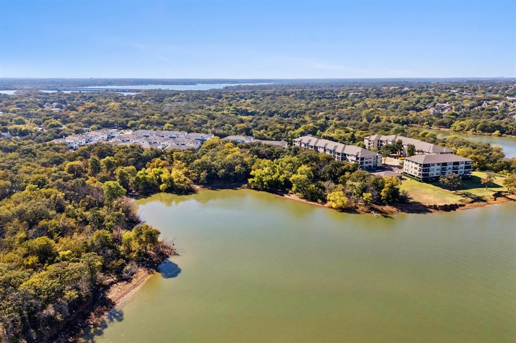 Lewisville Water's Edge II Condominium - Residential
