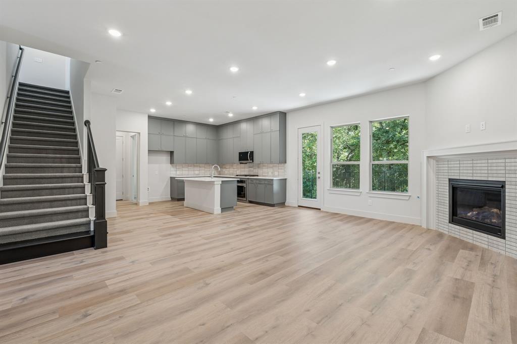 Lewisville Water's Edge II Condominium - Residential