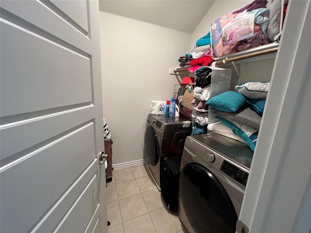 Homeplace At The Columns, The - Residential Lease