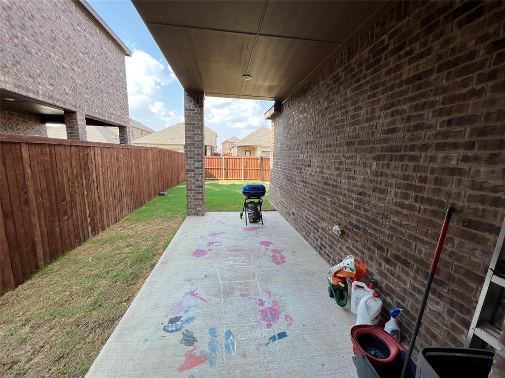 Homeplace At The Columns, The - Residential Lease