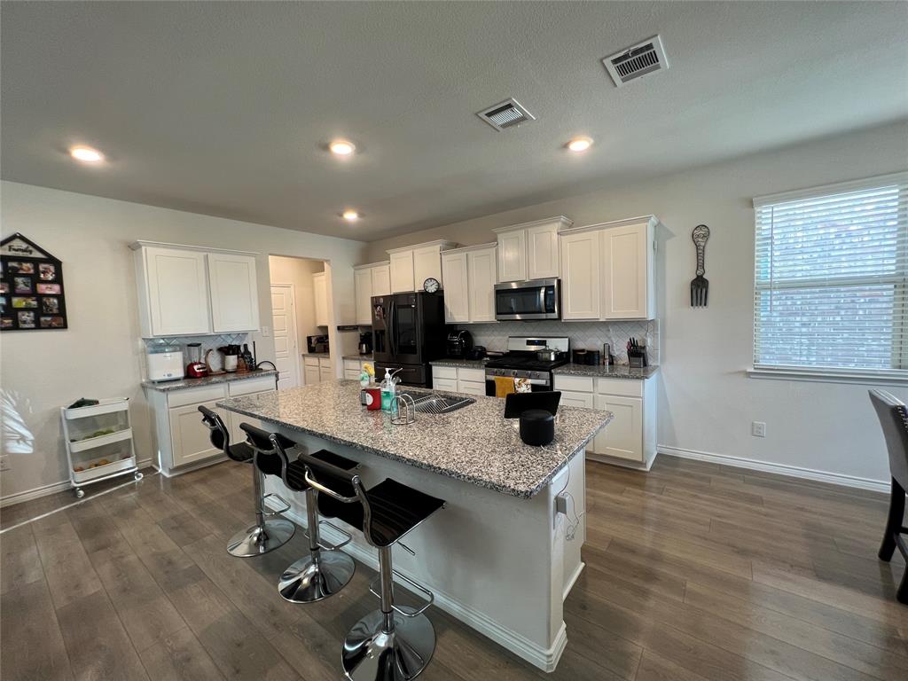 Homeplace At The Columns, The - Residential Lease