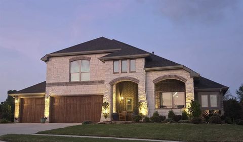 Photo of 1913 Flora Lane, DeSoto, TX 75115 (MLS # 21223835)