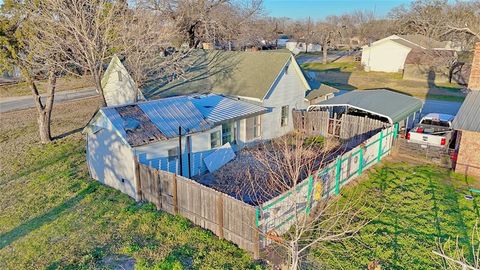 Tiny photo for 404 S Hall Street, Montague, TX 76251 (MLS # 21198154)