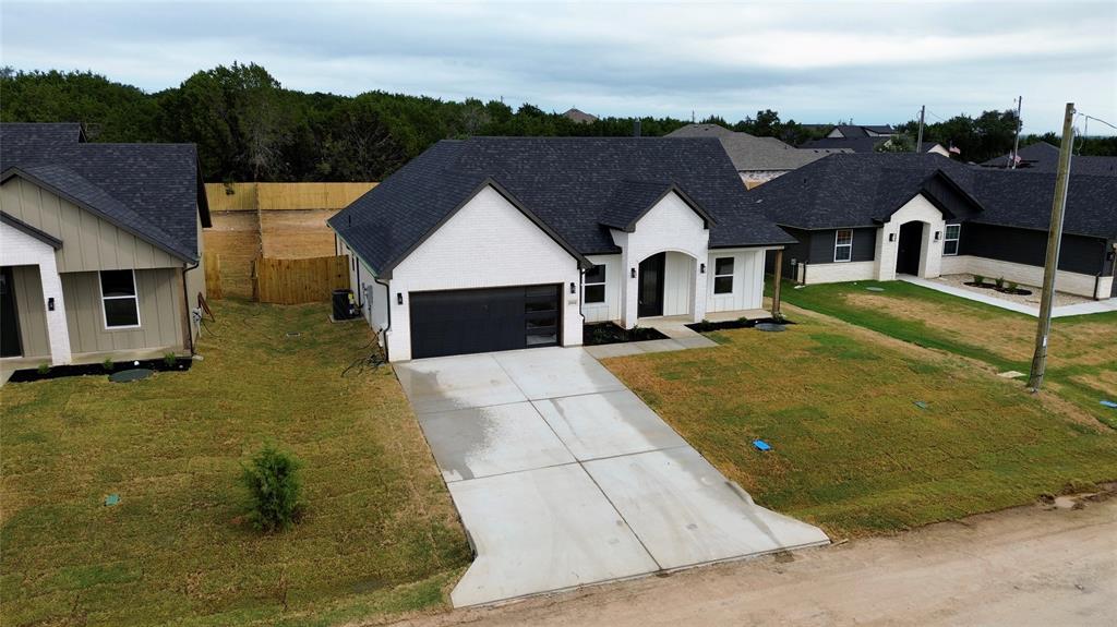 2502 Lakeridge Drive