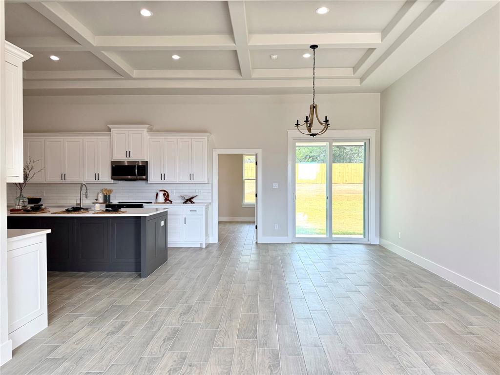 2502 Lakeridge Drive