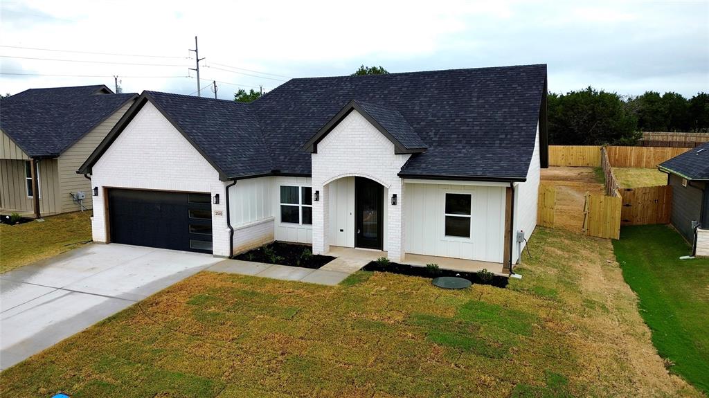 2502 Lakeridge Drive