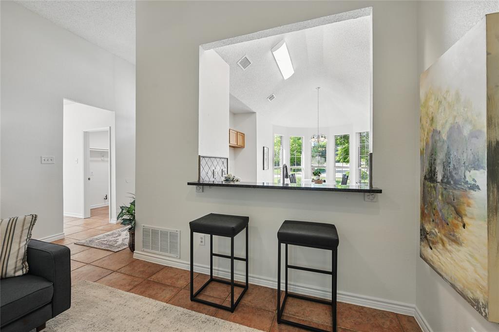 Flower Mound, Texas 75028, United States, 3 Bedrooms Bedrooms, ,2 BathroomsBathrooms,Residential,Pending,122327