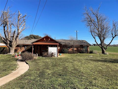 A home in Knox City