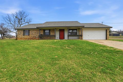 253 County Road 4899 Boyd TX 76023