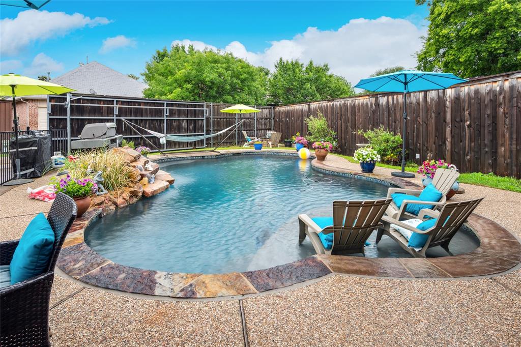541 Claremont Court