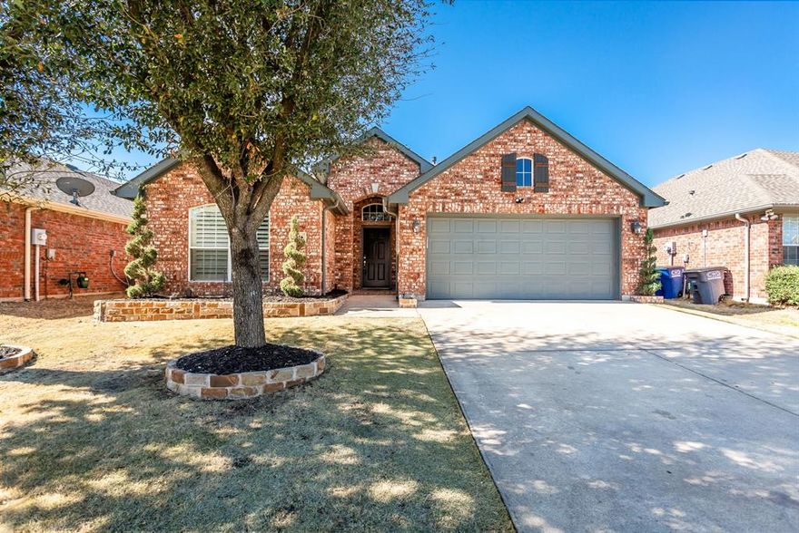 ***HIGHEST AND BEST DUE BY 4PM ON MONDAY, MARCH 28TH*** MOVE IN READY 3 bed 2 bath home with a POOL!!! FRISCO ISD!!! Great location within minutes of everything... shops, food, sports, entertaining! Open floor plan with all the bells and whistles! Nicely landscaped with plantation shutters, new appliances, engineered hardwood floors, granite countertops, crown molding, Alexa capable switches, NEST thermostat, 8ft BOB fence. Year-round lights that you never have to take down with tons of options for sports games, major holidays, or even use them as extra security lights. Master-planned community with a community pool, park, jogging and biking paths, and so much more outdoor activities to enjoy! A MUST SEE!!!