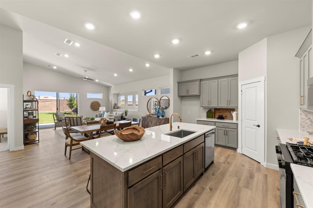 Willow Grove Verandas - Residential