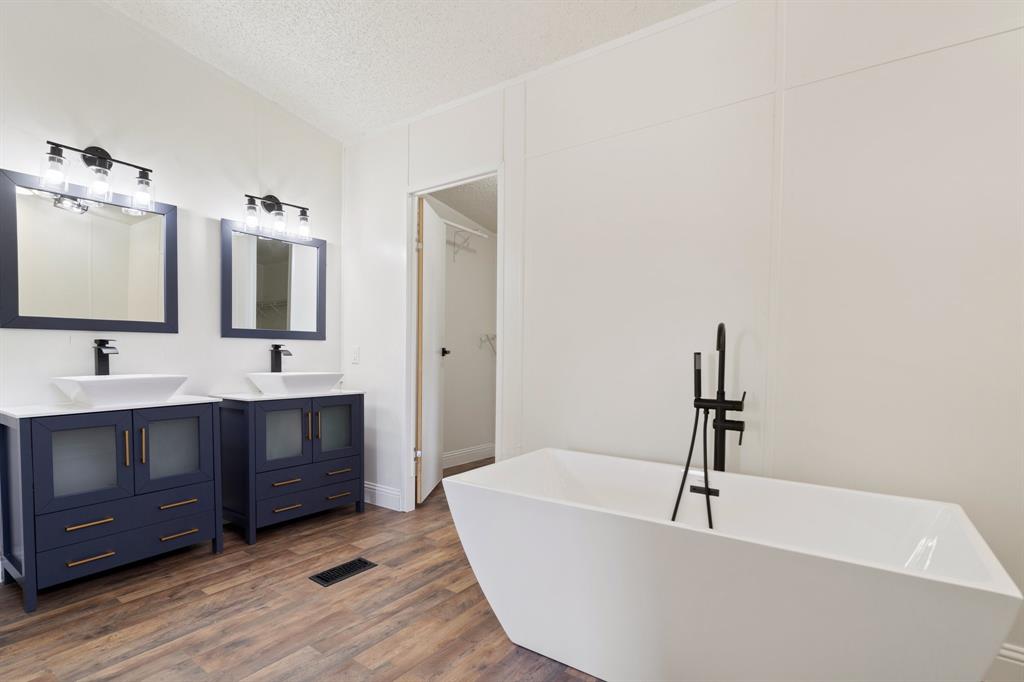 The Meadow Lands - Residential