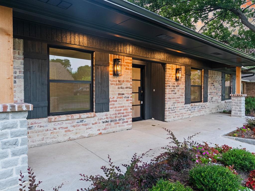 2813 Staffordshire Drive