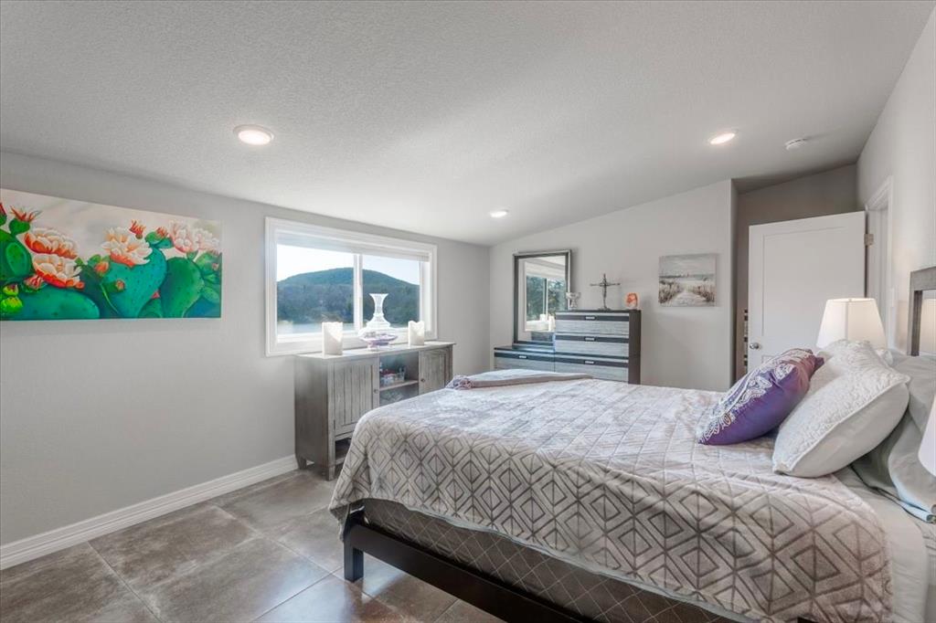 Peninsula - Residential