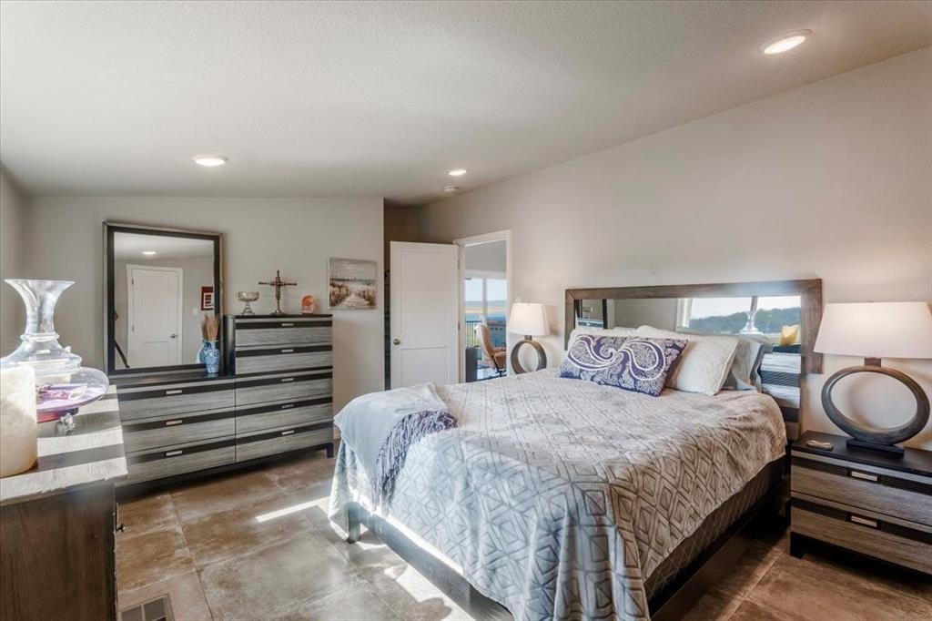 Peninsula - Residential