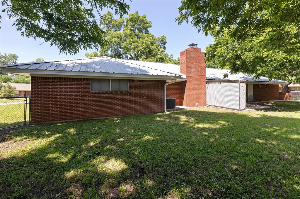 2010 W Overhill Drive