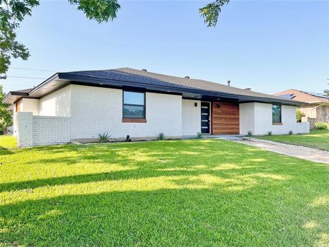 2760 N Hillbrier Circle Plano TX 75075