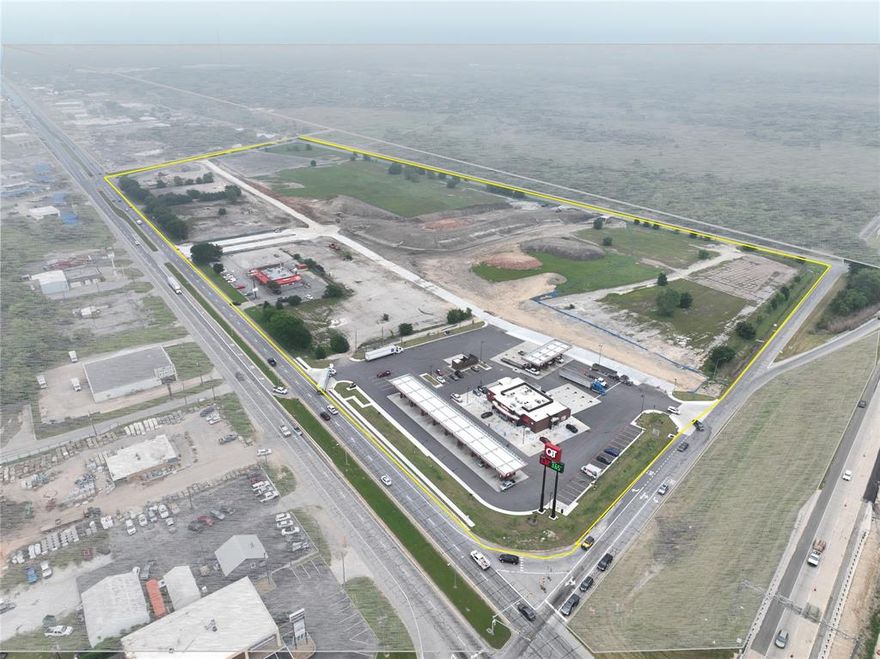 Commercial Pad sites available on the NEC of Highway 82 and Texoma Parkway. Former Sher-Den Mall site. Sites available for users and investors.  Broad range of uses available at this site. Underlying C-2 General Commercial District permits a wide variety of uses, generally characterized as retail, commercial, office, lodging, and institutional uses.  Certain other zoning regulations apply to the Property, in particular the O-1 (75 & 82) Overlay District.