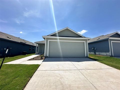 Photo of 3902 Selawik St, Sherman, TX 75090 (MLS # 21327010)