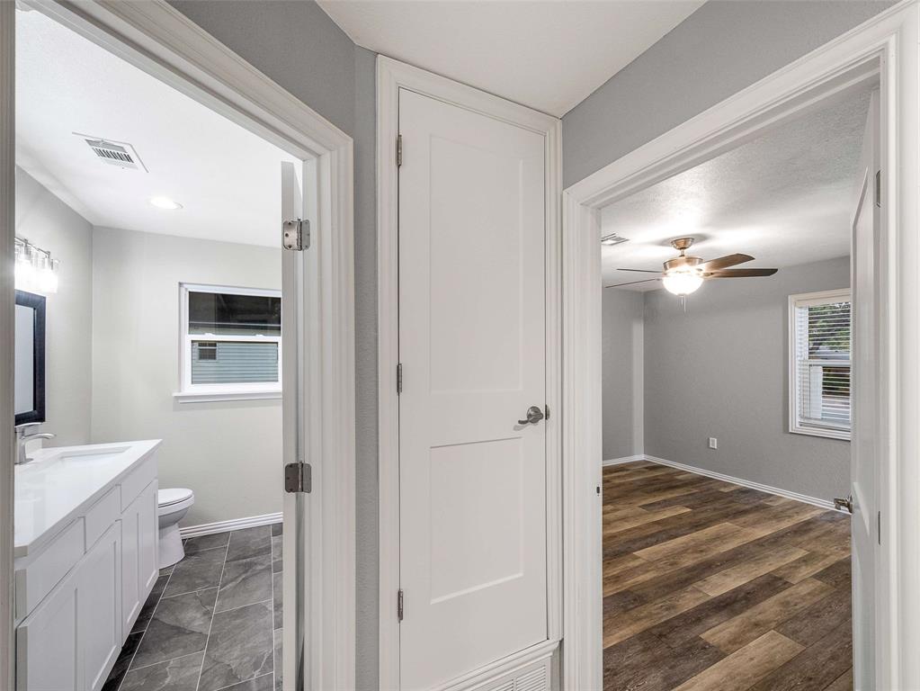 Walker Oaks Add - Residential