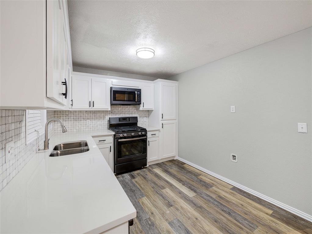 Walker Oaks Add - Residential