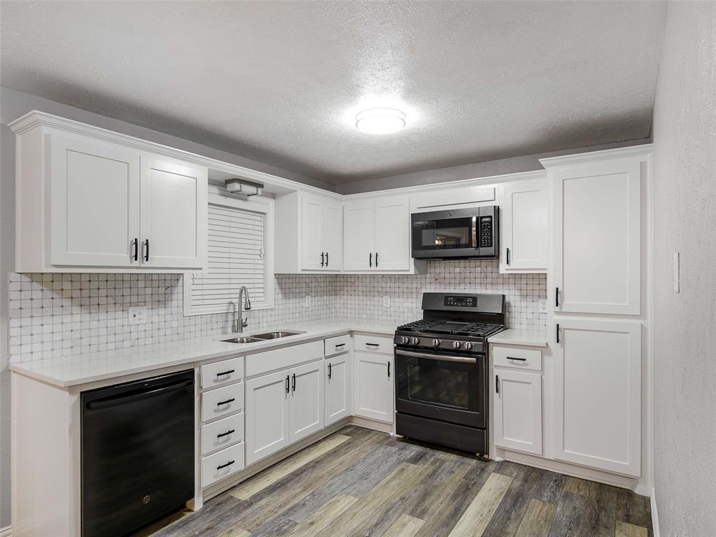 Walker Oaks Add - Residential