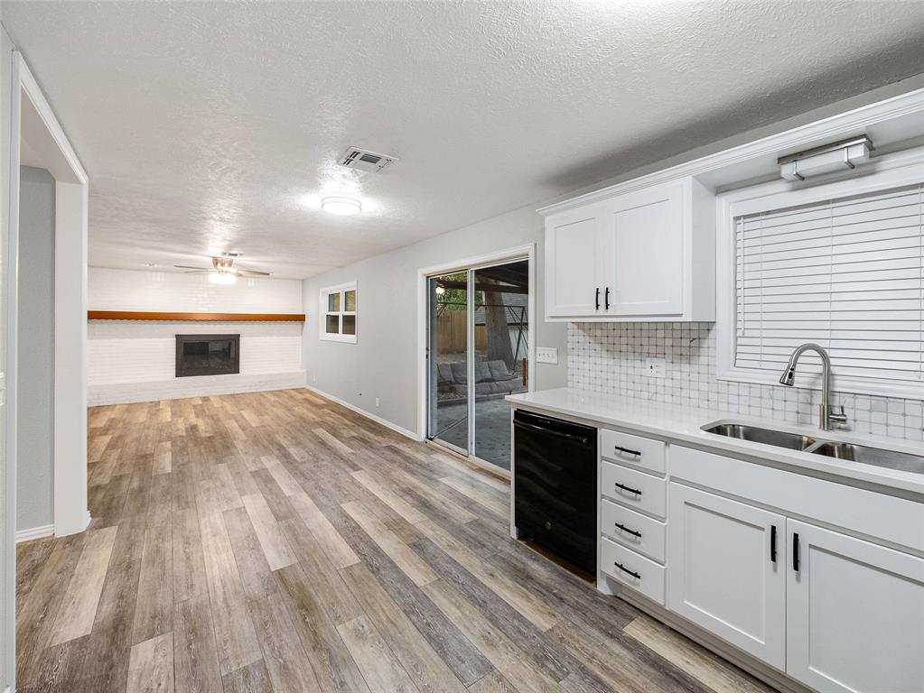 Walker Oaks Add - Residential