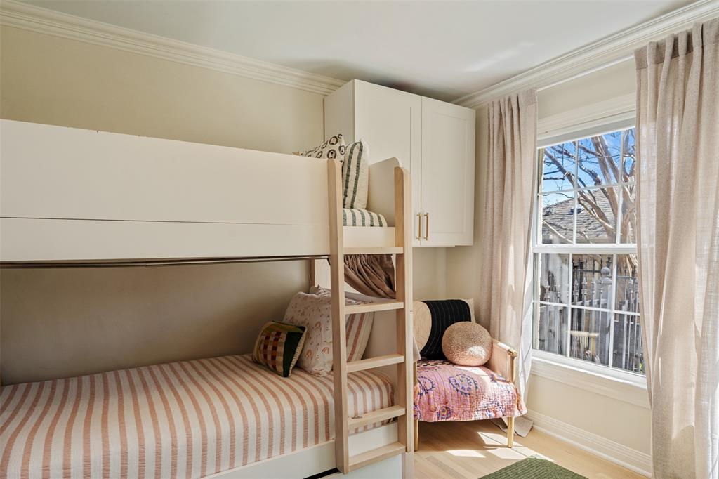 Hollywood - Residential