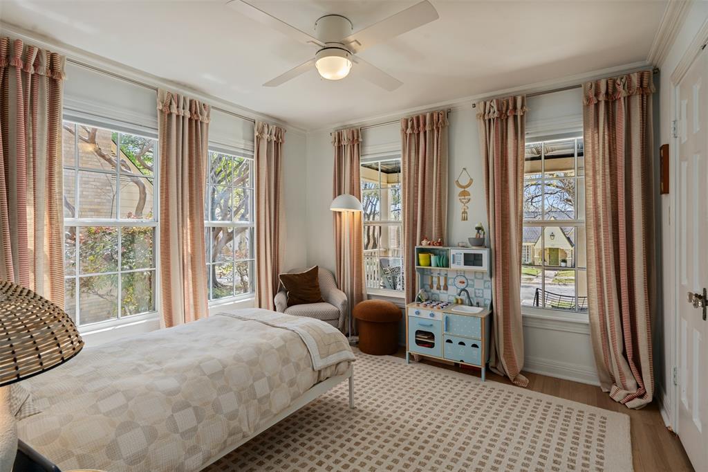 Hollywood - Residential