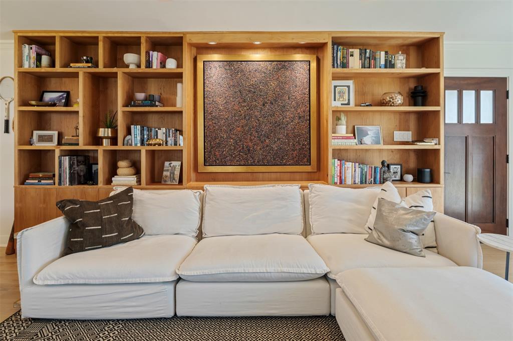 Hollywood - Residential