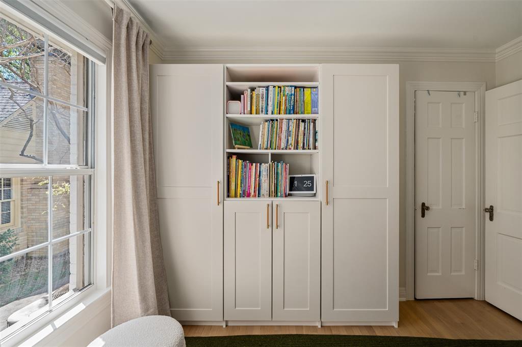 Hollywood - Residential