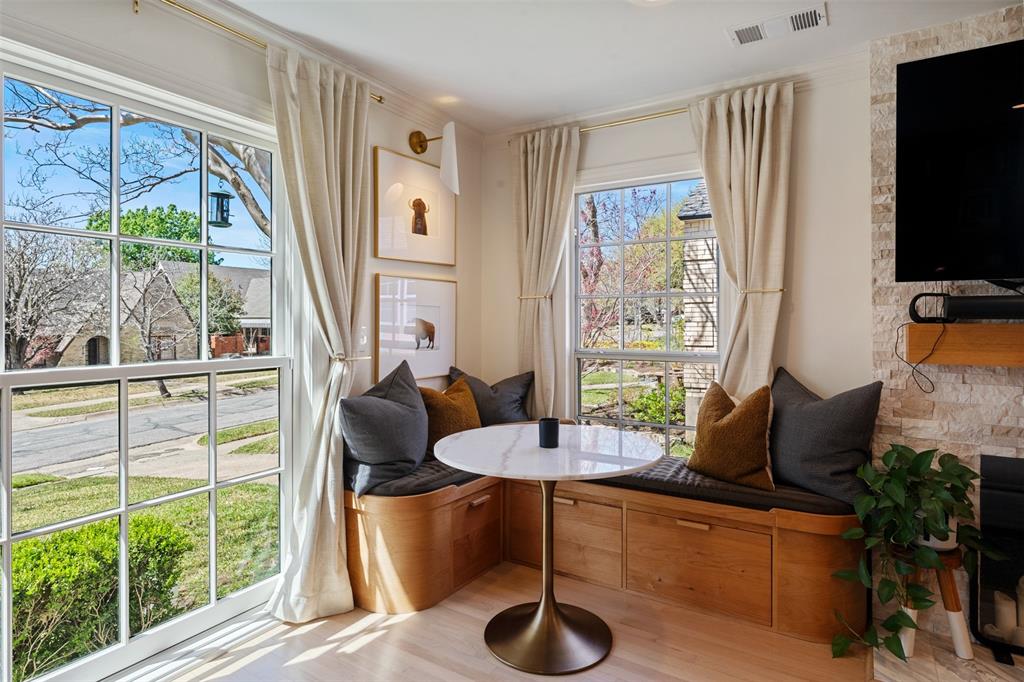 Hollywood - Residential