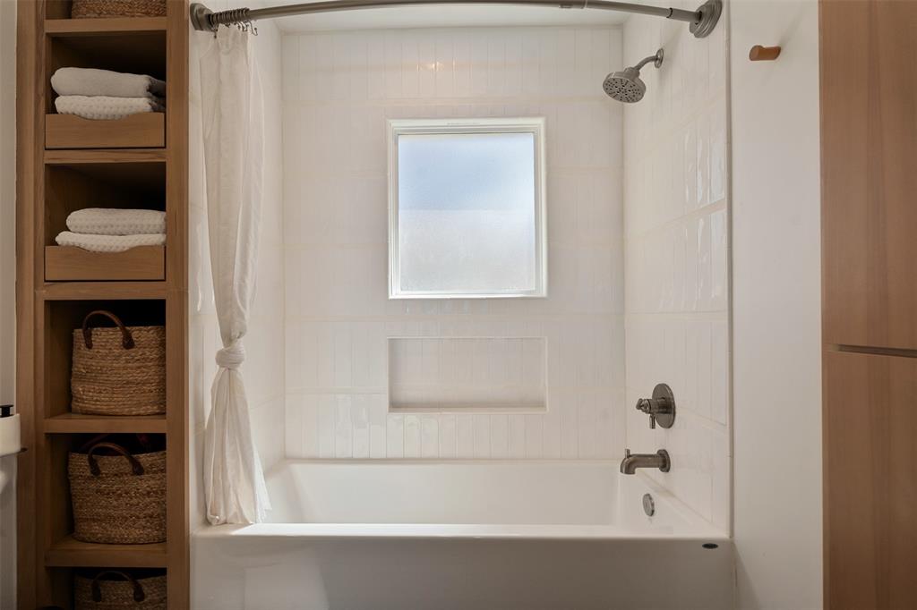 Hollywood - Residential