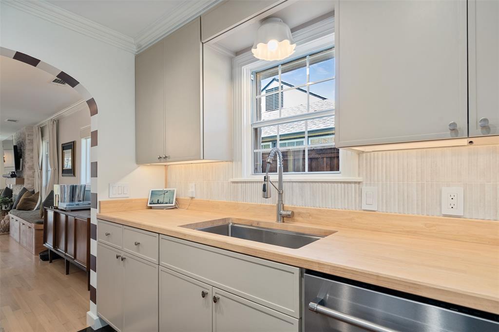 Hollywood - Residential