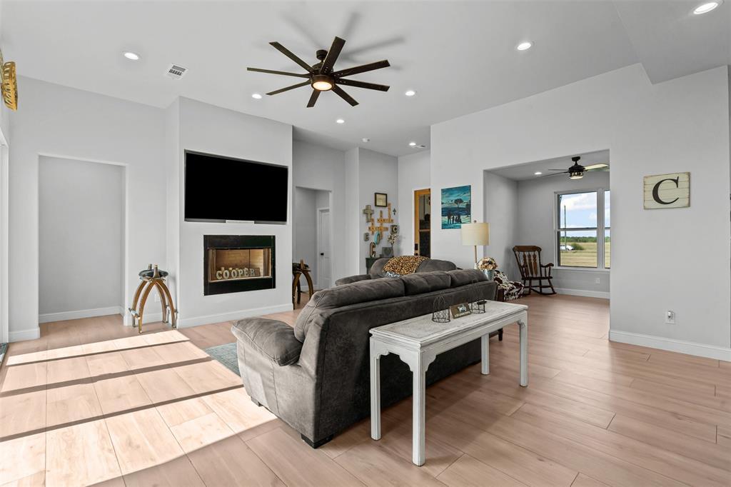 Wagon Wheel Acres Ph 2 - Residential