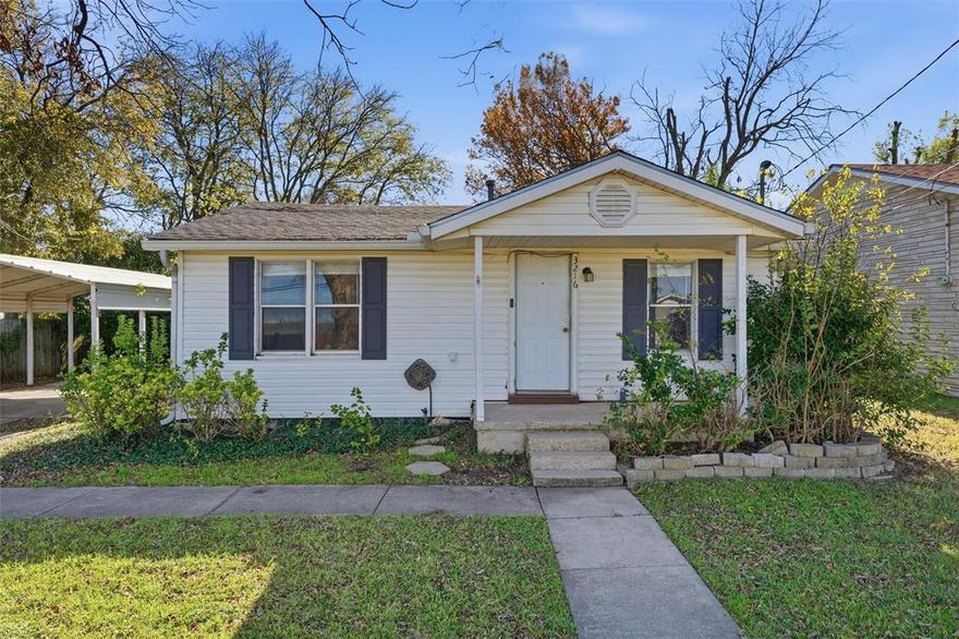 Perfect Starter Home or Rental Home in Waco!
With today’s prices, you’ll truly appreciate the value this home offers. This recently painted and updated 2-bedroom, 2-bath property is ideally located near Baylor University and close to Robinson, right off the Circle in Waco.

Enjoy mature trees, a storage shed, and quick access to H-E-B, shopping, and popular restaurants. Just drive about 2.8 miles (6 minutes) from Baylor University Libraries or approximately 4–6 miles from the Woodway Family Center.

Showings are easy—don’t miss this great opportunity!
3216 Pewitt Dr, Waco, TX
