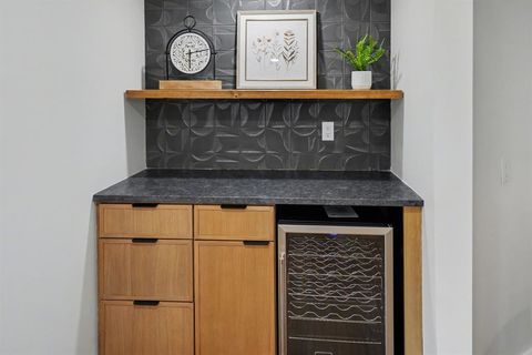 Tiny photo for 7115 Cosgrove Drive, Dallas, TX 75231 (MLS # 21196341)