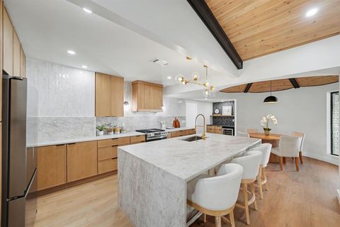 Tiny photo for 7115 Cosgrove Drive, Dallas, TX 75231 (MLS # 21196341)