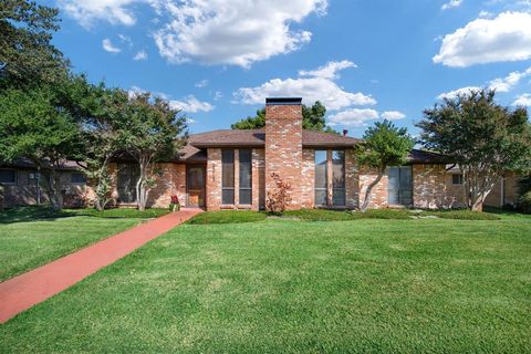 2215 Cedar Circle Carrollton TX 75006
