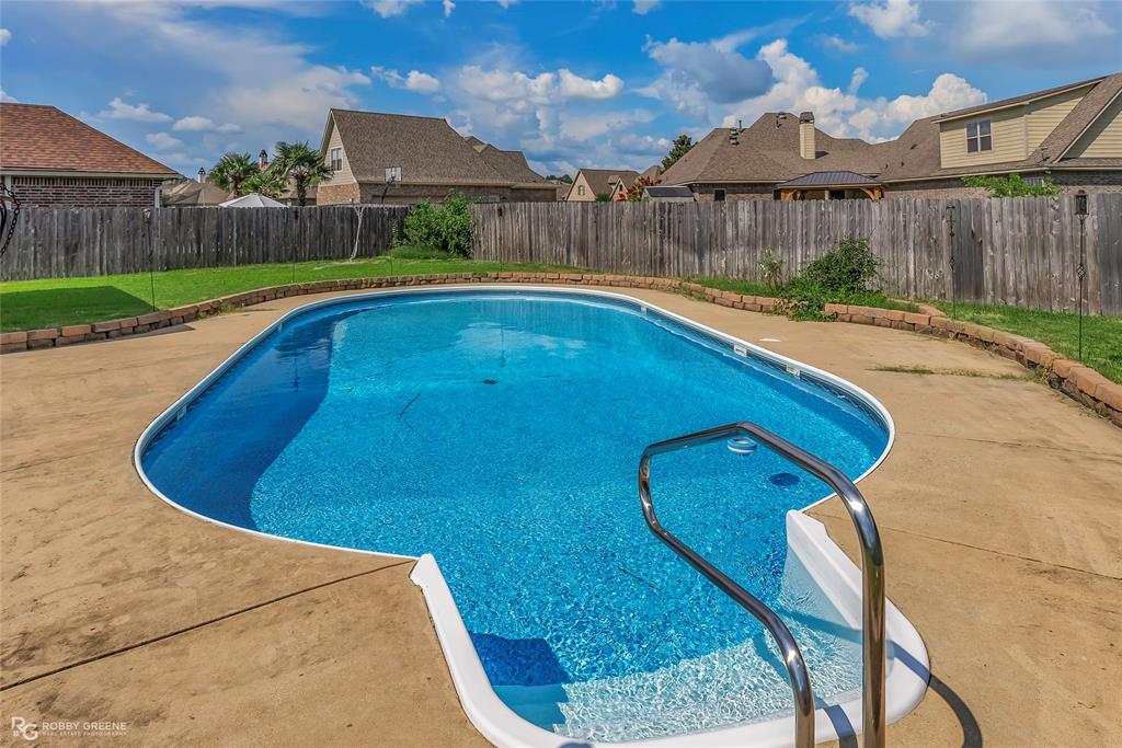 Shreveport, Louisiana 71106, United States, 4 Bedrooms Bedrooms, ,3 BathroomsBathrooms,Residential,Active,158853