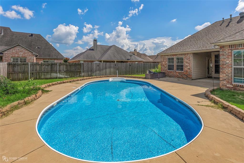 Shreveport, Louisiana 71106, United States, 4 Bedrooms Bedrooms, ,3 BathroomsBathrooms,Residential,Active,158853