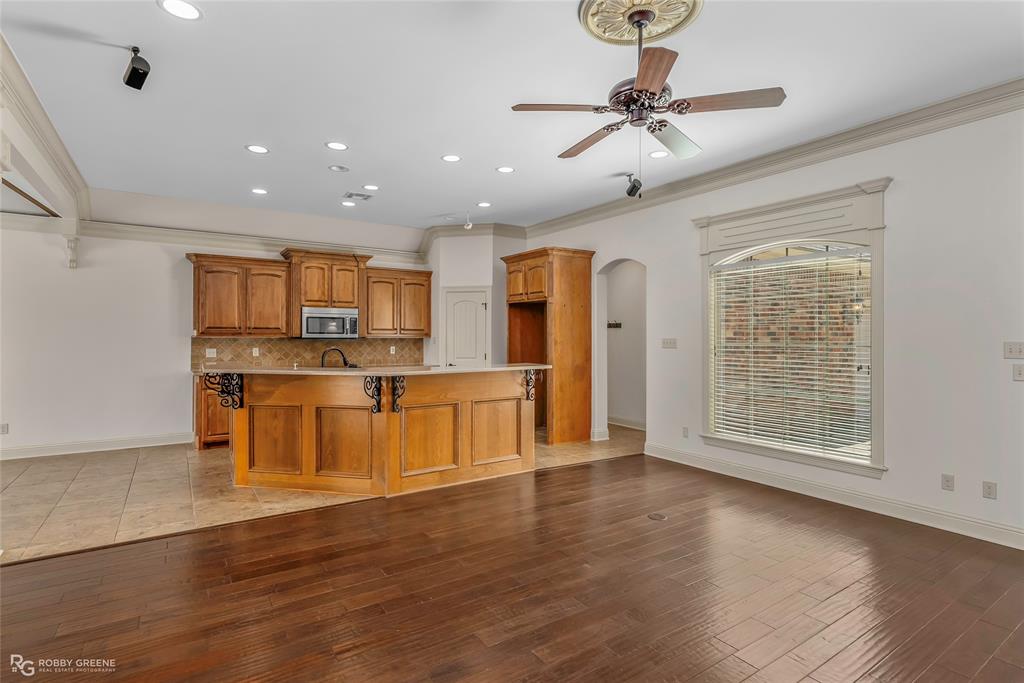 Shreveport, Louisiana 71106, United States, 4 Bedrooms Bedrooms, ,3 BathroomsBathrooms,Residential,Active,158853